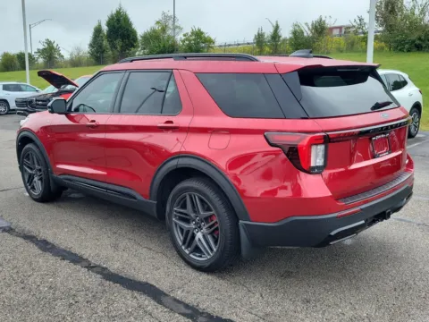 Another view of 2025 Ford Explorer ST-Line for sale in Hamilton, OH at Tom Gill Buick GMC