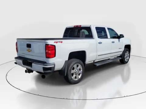 More photos of 2019 Chevrolet Silverado 2500 HD LTZ at Tom Gill Buick GMC, OH