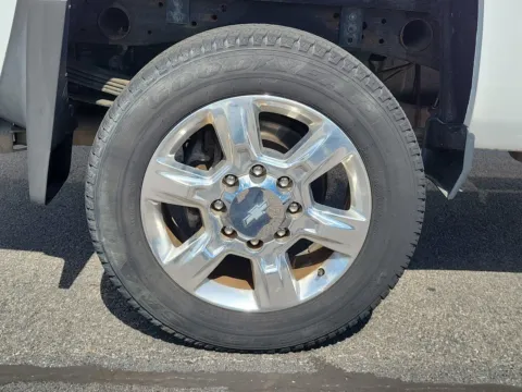 More photos of 2019 Chevrolet Silverado 2500 HD LTZ at Tom Gill Buick GMC, OH