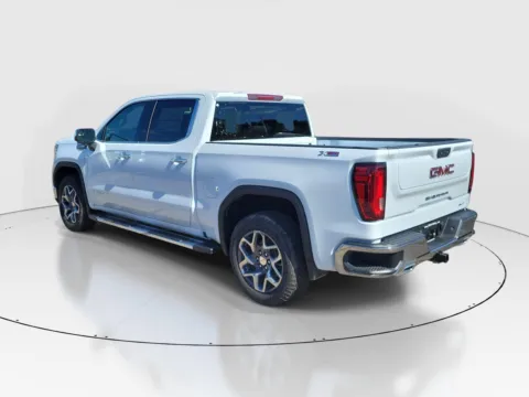 Another view of 2026 GMC Sierra 1500 SLT for sale in Hamilton, OH at Tom Gill Buick GMC
