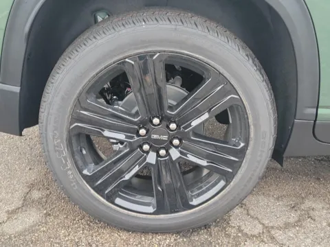 More photos of 2027 GMC Acadia AWD Elevation at Tom Gill Buick GMC, OH
