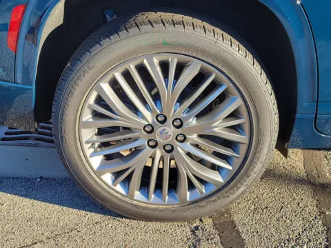 More photos of 2027 Buick Enclave Avenir at Tom Gill Buick GMC, OH