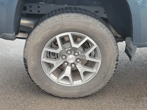 More photos of 2019 GMC Canyon 4WD All Terrain w/Cloth at Tom Gill Buick GMC, OH