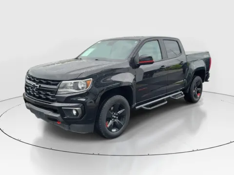 Photos of 2021 Chevrolet Colorado 4WD LT for sale in Hamilton, OH at Tom Gill Buick GMC