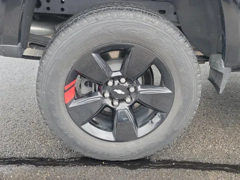 More photos of 2021 Chevrolet Colorado 4WD LT at Tom Gill Buick GMC, OH
