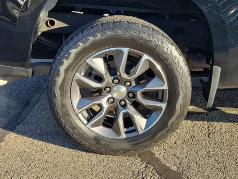 More photos of 2024 Chevrolet Silverado 1500 LT at Tom Gill Buick GMC, OH