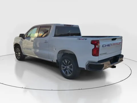 Another view of 2024 Chevrolet Silverado 1500 LT for sale in Hamilton, OH at Tom Gill Buick GMC