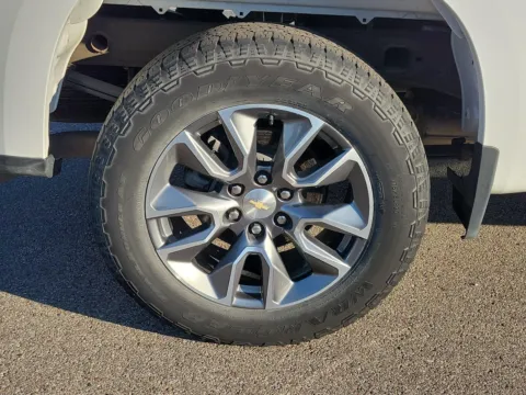 More photos of 2024 Chevrolet Silverado 1500 LT at Tom Gill Buick GMC, OH