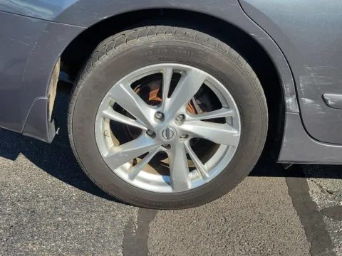 More photos of 2014 Nissan Altima 2.5 SL at Tom Gill Buick GMC, OH