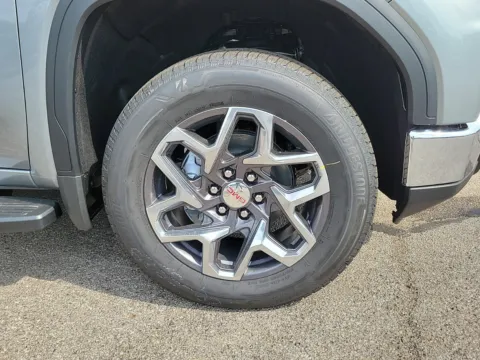 More photos of 2025 GMC Sierra 1500 SLT at Tom Gill Buick GMC, OH