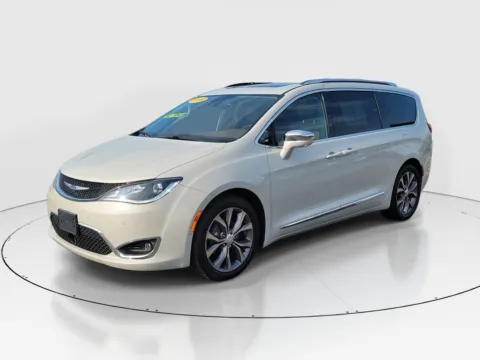 Photos of 2019 Chrysler Pacifica Limited for sale in Hamilton, OH at Tom Gill Buick GMC