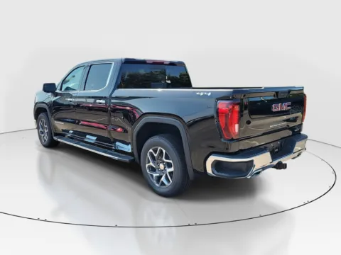 Another view of 2025 GMC Sierra 1500 SLT for sale in Hamilton, OH at Tom Gill Buick GMC