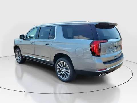 Another view of 2025 GMC Yukon XL Denali for sale in Hamilton, OH at Tom Gill Buick GMC