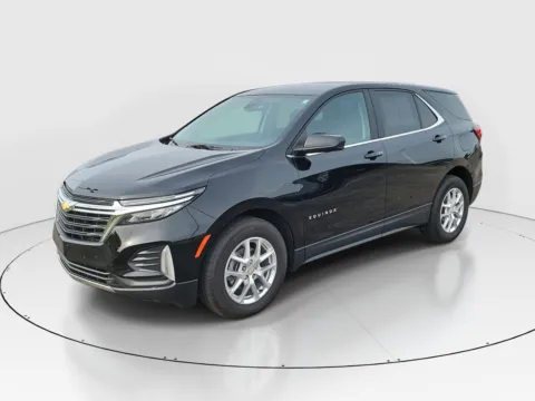 Photos of 2022 Chevrolet Equinox LT for sale in Hamilton, OH at Tom Gill Buick GMC