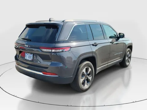 More photos of 2023 Jeep Grand Cherokee 4xe at Tom Gill Buick GMC, OH
