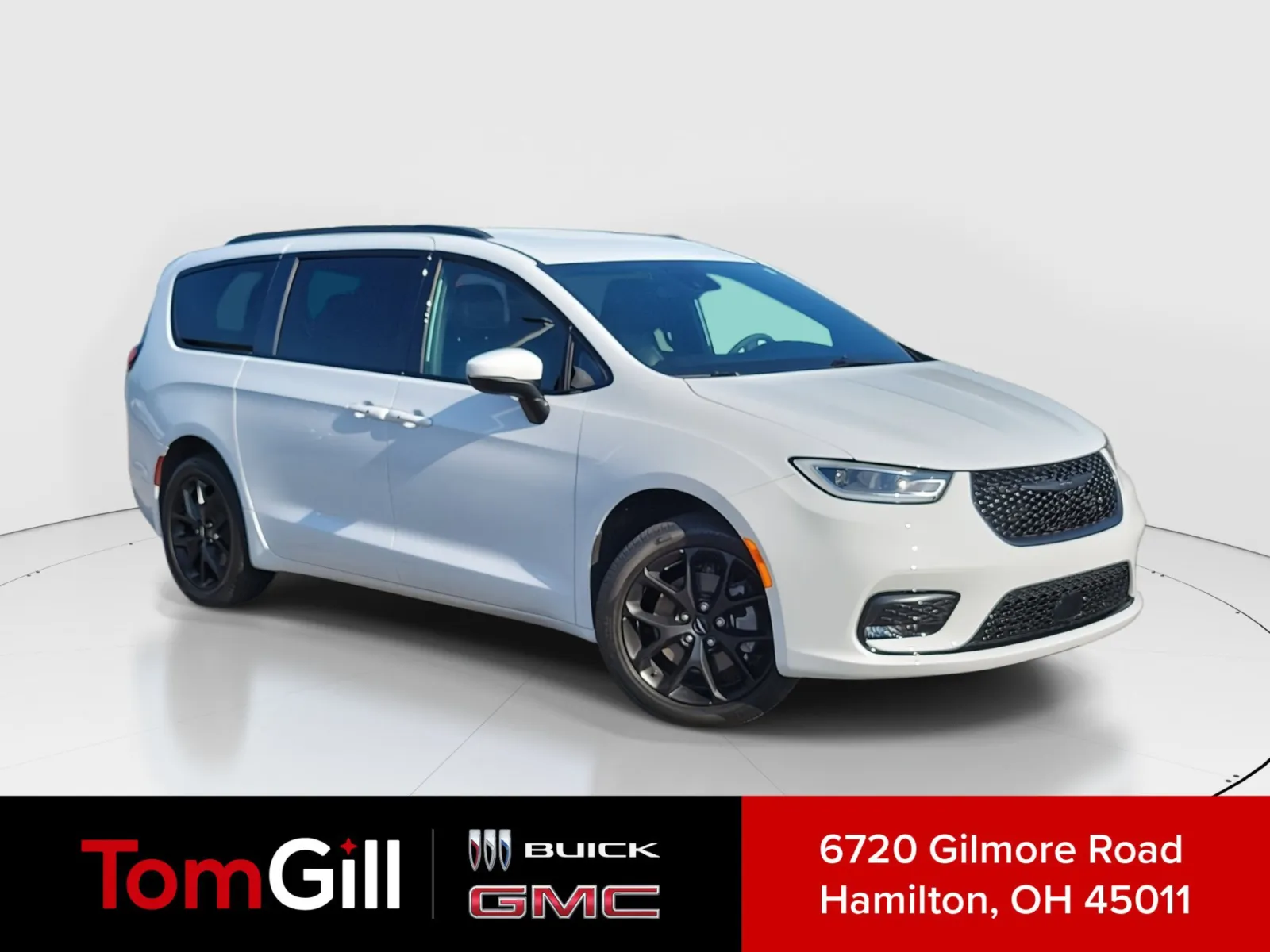 2023 Chrysler Pacifica Touring L for sale in Hamilton, OH