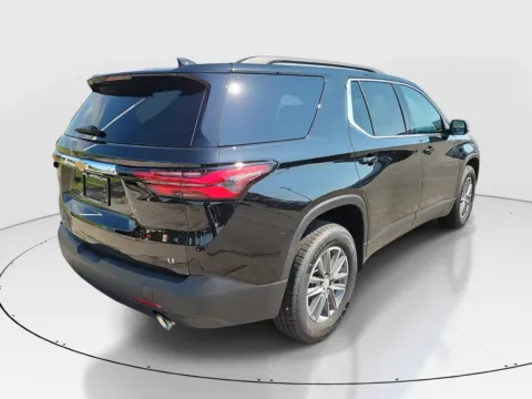 More photos of 2022 Chevrolet Traverse LT Cloth at Tom Gill Buick GMC, OH