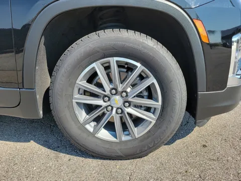 More photos of 2022 Chevrolet Traverse LT Cloth at Tom Gill Buick GMC, OH
