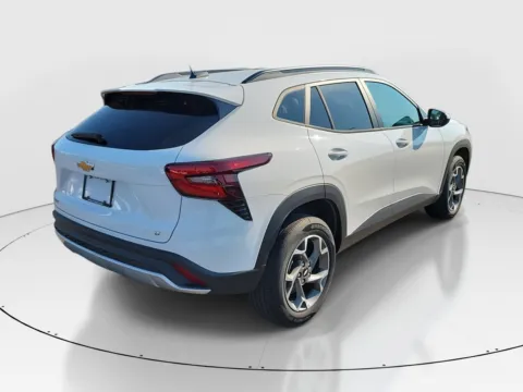 More photos of 2024 Chevrolet Trax LT at Tom Gill Buick GMC, OH