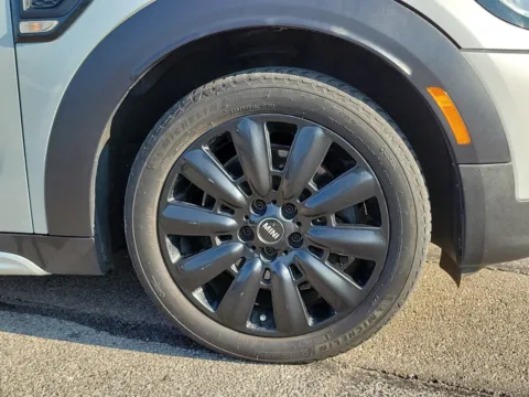 More photos of 2023 MINI Countryman at Tom Gill Buick GMC, OH