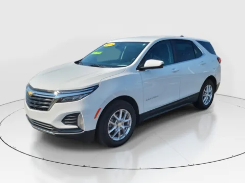 Photos of 2023 Chevrolet Equinox LT for sale in Hamilton, OH at Tom Gill Buick GMC