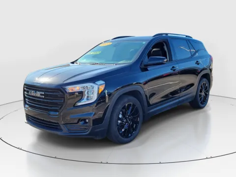 Photos of 2023 GMC Terrain SLT for sale in Hamilton, OH at Tom Gill Buick GMC