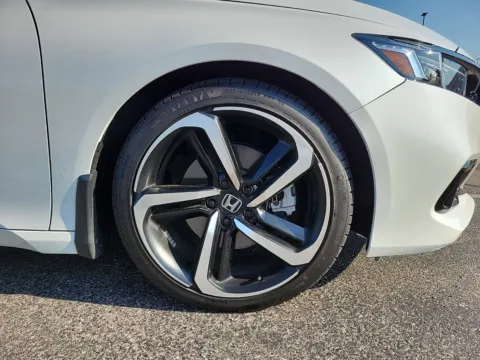 More photos of 2022 Honda Accord Sedan Sport at Tom Gill Buick GMC, OH