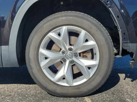 More photos of 2018 Volkswagen Atlas 3.6L V6 SE at Tom Gill Buick GMC, OH