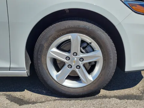 More photos of 2024 Chevrolet Malibu LT at Tom Gill Buick GMC, OH