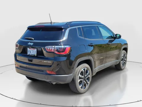 More photos of 2022 Jeep Compass Limited at Tom Gill Buick GMC, OH