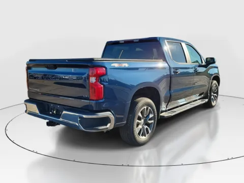 More photos of 2022 Chevrolet Silverado 1500 LT at Tom Gill Buick GMC, OH