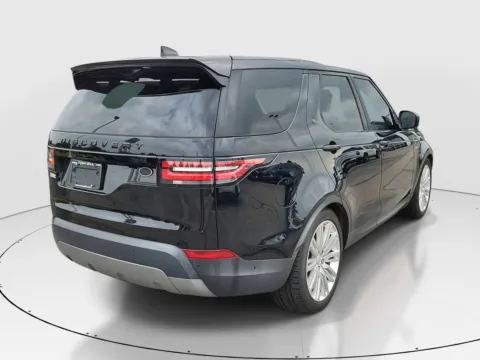 More photos of 2017 Land Rover Discovery First Edition at Tom Gill Buick GMC, OH