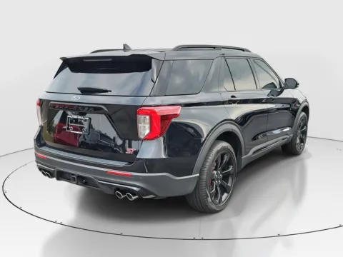 More photos of 2023 Ford Explorer ST at Tom Gill Buick GMC, OH