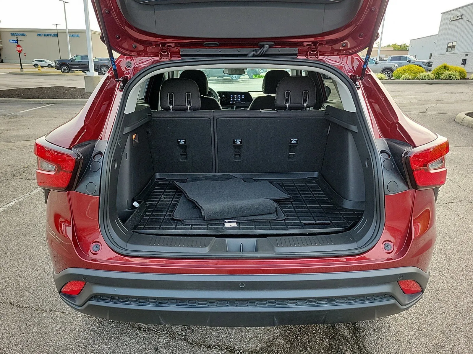 2024 Chevrolet Trax LS photo 3