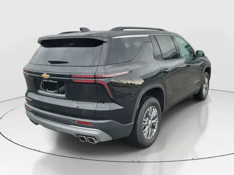 More photos of 2025 Chevrolet Traverse FWD LT at Tom Gill Buick GMC, OH