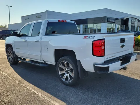 Another view of 2018 Chevrolet Silverado 1500 LT for sale in Hamilton, OH at Tom Gill Buick GMC