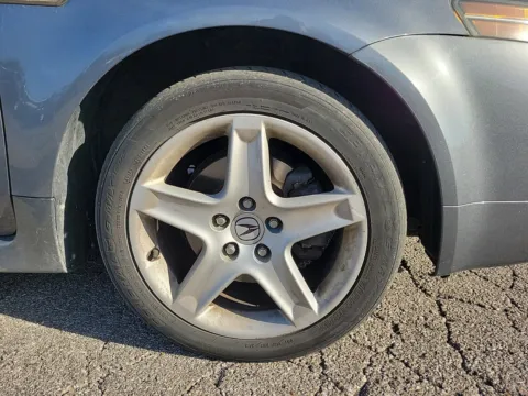 More photos of 2004 Acura TL at Tom Gill Buick GMC, OH