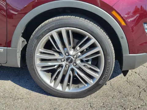 More photos of 2016 Lincoln MKC Reserve at Tom Gill Buick GMC, OH
