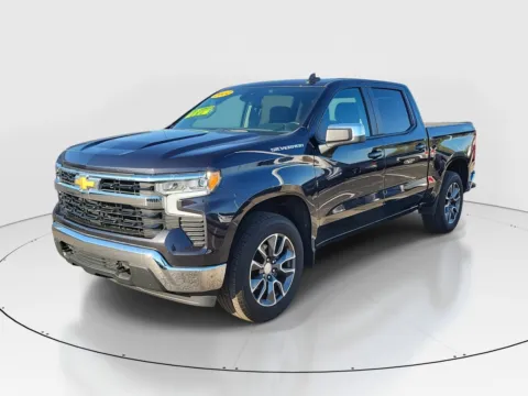 Photos of 2022 Chevrolet Silverado 1500 LT for sale in Hamilton, OH at Tom Gill Buick GMC