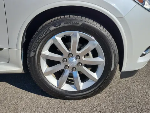 More photos of 2017 Buick Enclave Premium at Tom Gill Buick GMC, OH