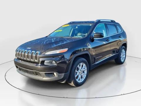 Photos of 2014 Jeep Cherokee Latitude for sale in Hamilton, OH at Tom Gill Buick GMC