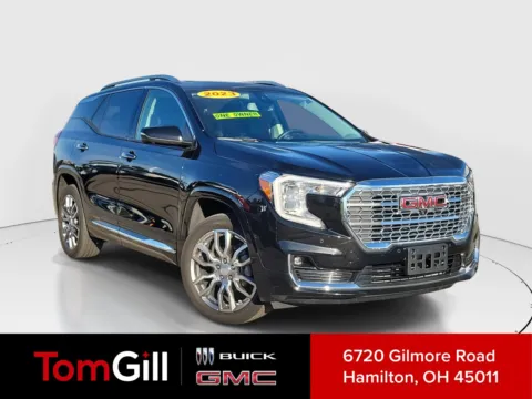 Black 2023 GMC Terrain Denali for sale in Hamilton, OH