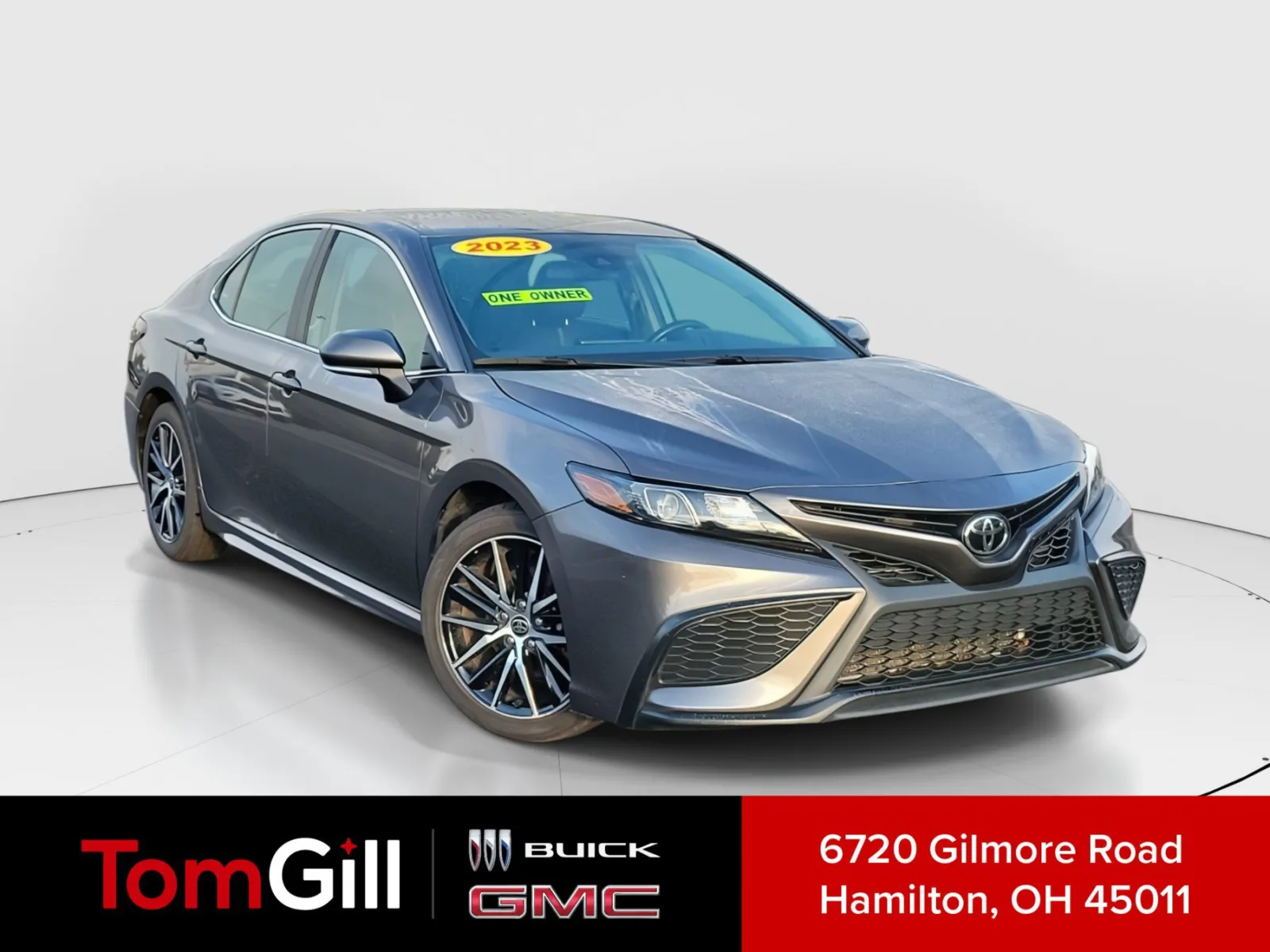 Gray 2023 Toyota Camry SE for sale in Hamilton, OH