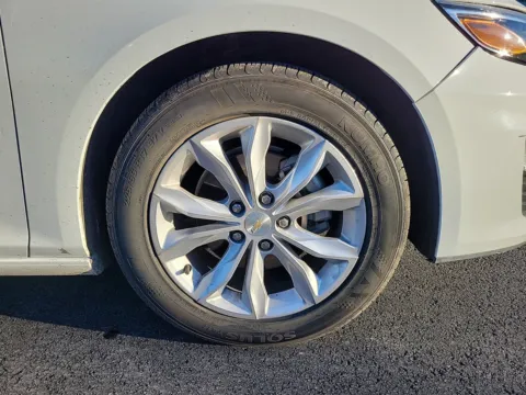 More photos of 2023 Chevrolet Malibu LT at Tom Gill Buick GMC, OH