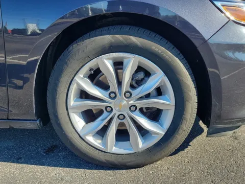 More photos of 2023 Chevrolet Malibu LT at Tom Gill Buick GMC, OH