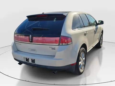 More photos of 2008 Lincoln MKX at Tom Gill Buick GMC, OH