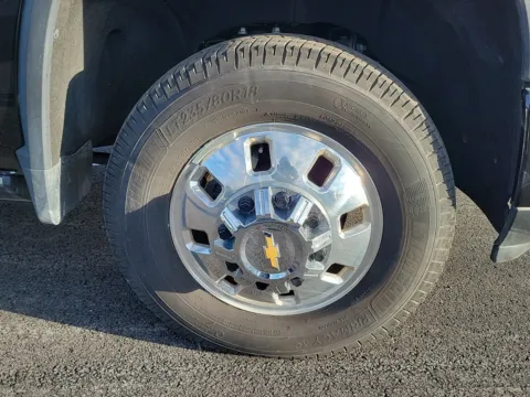 More photos of 2024 Chevrolet Silverado 3500HD High Country at Tom Gill Buick GMC, OH
