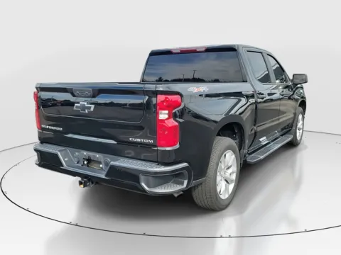 More photos of 2022 Chevrolet Silverado 1500 Custom at Tom Gill Buick GMC, OH