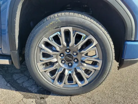 More photos of 2026 GMC Sierra 1500 Denali Ultimate at Tom Gill Buick GMC, OH