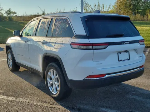 Another view of 2023 Jeep Grand Cherokee Limited for sale in Hamilton, OH at Tom Gill Buick GMC